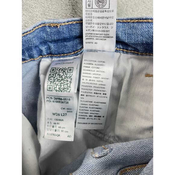 Levis High Waisted Mom Jeans 26 Distressed Light Wash Stretchy High Rise Grunge - Picture 9 of 16